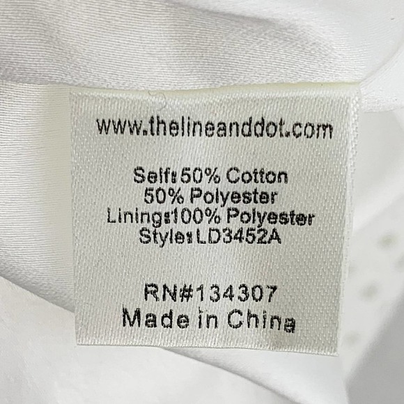 Line and Dot Spring Life Eyelet Apron Dress in White - Picture 5 of 6